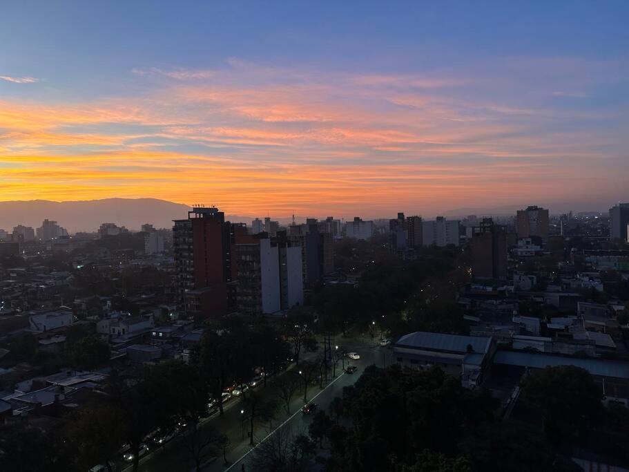 Encantador Hogar En Tucuman Сан-Мигель-де-Тукуман Экстерьер фото